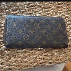 Louis vuitton large zippy wallet monogram